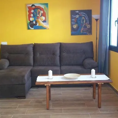 La Caleta Sleeps 6 Wifi * Famara