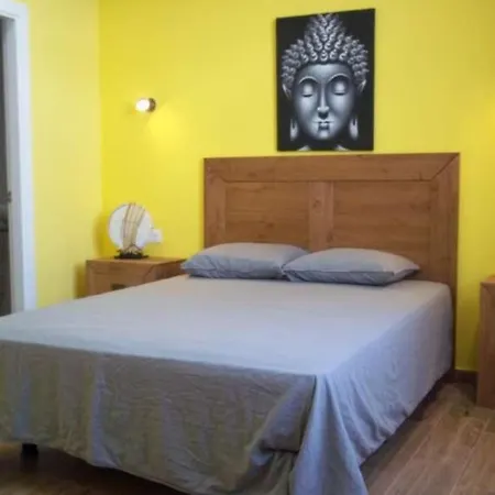 La Caleta Sleeps 6 Wifi Apartament *