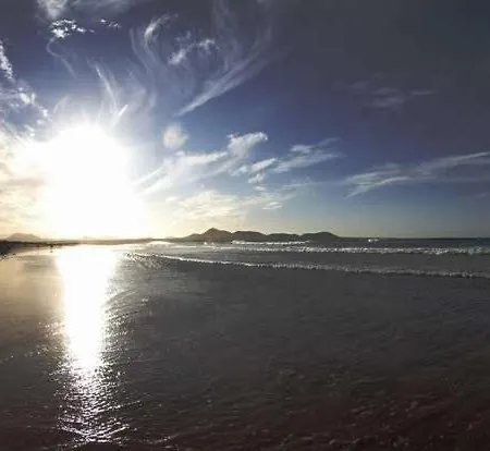 Apartament La Caleta Sleeps 6 Wifi Famara