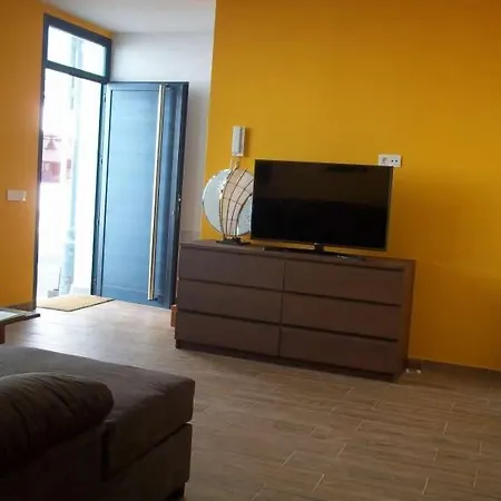 La Caleta Sleeps 6 Wifi